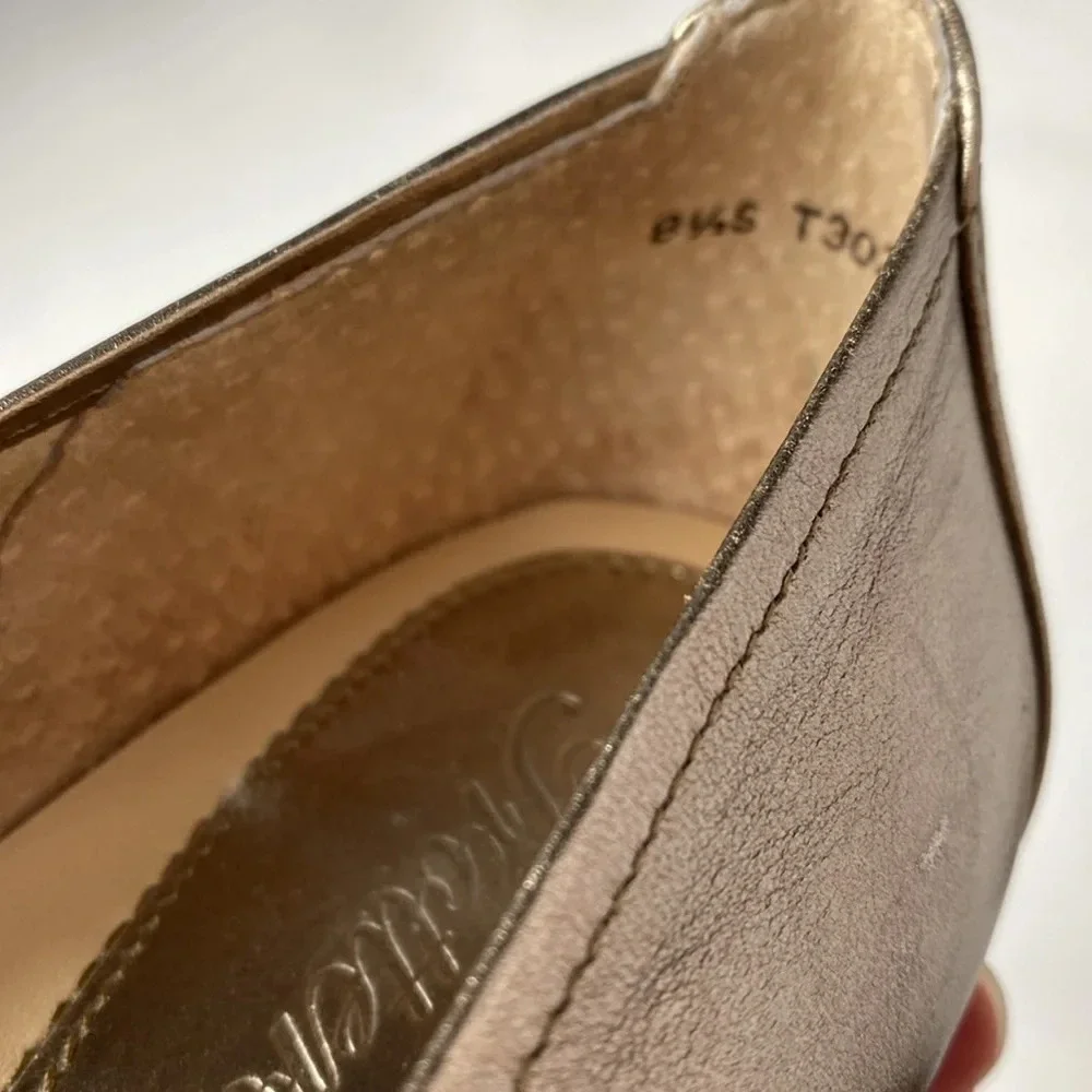 Trotters Gold‎ Leather Loafers Womens Size 8.5 M Horsebit Style Chain Hardware